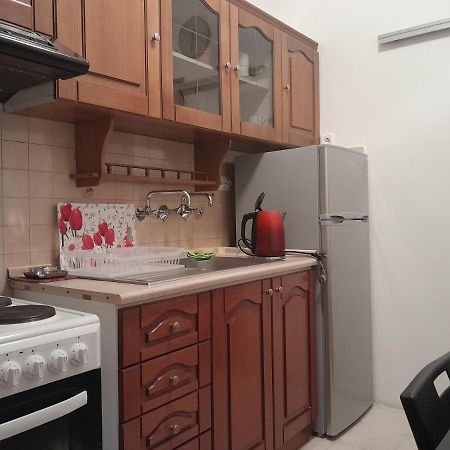 Sunshine Apartment Paralia Dionisiou Eksteriør billede